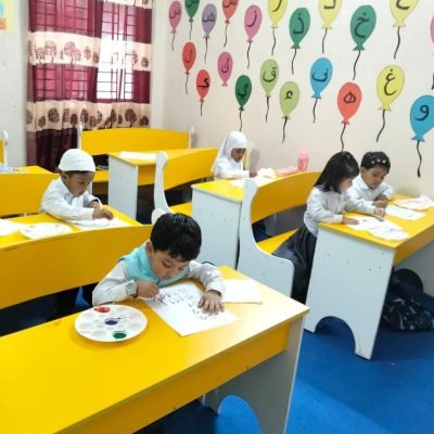 Home class photo (12)